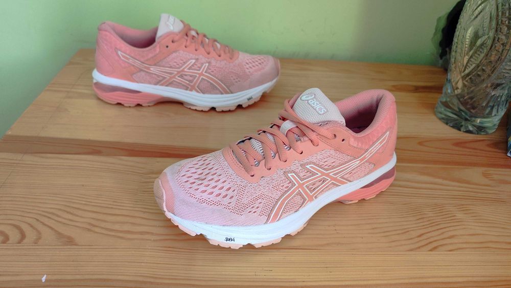 Кроссовки Asics GT-1000 39р. стелька 25 см.