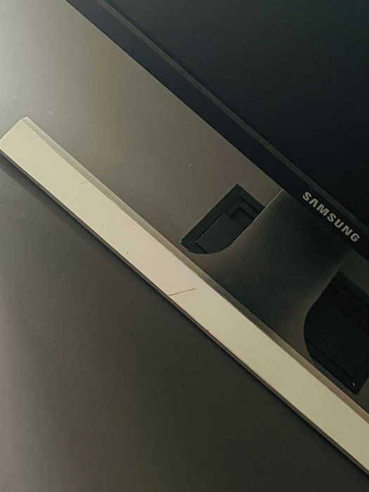 Monitor SAMSUNG model U28D590D 28" 4K