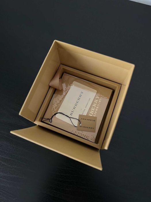 Relógio Burberry BU9001 - Novo, original com caixa e documentos