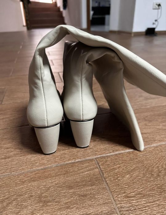 Чобітки reserved