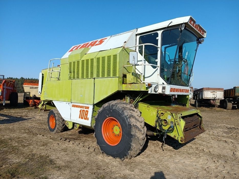 Claas dominator 108s 98 new holland tx Massey  laverda
