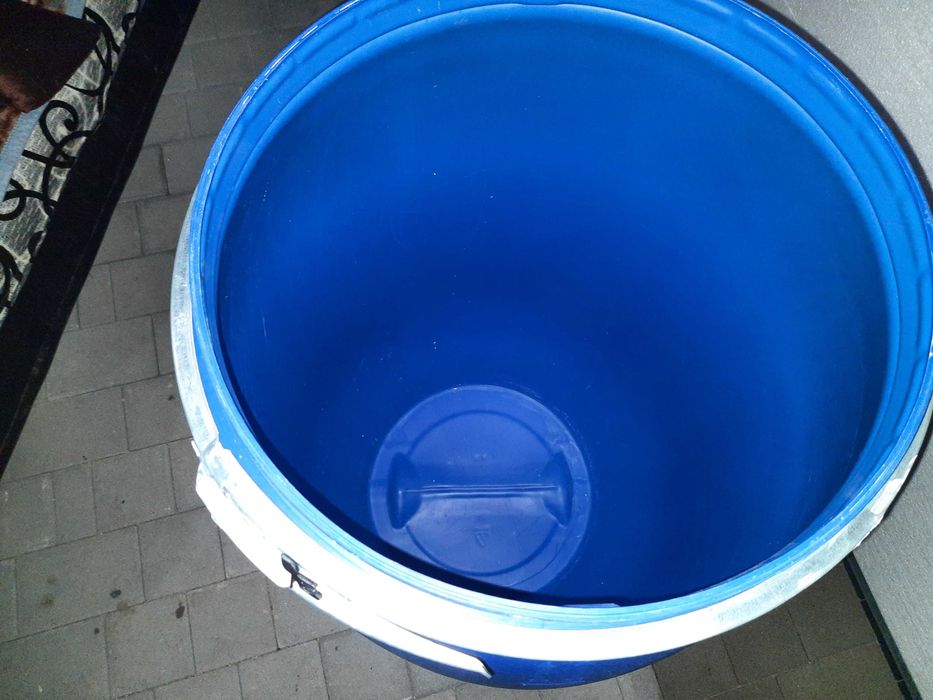 Beczka Plastikowa 220 litrów