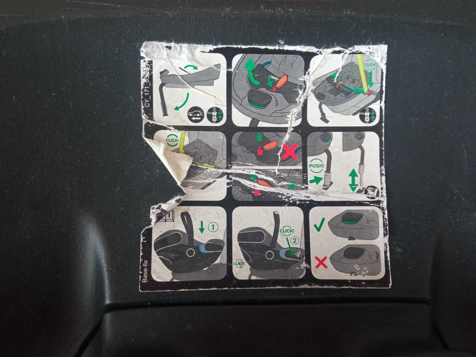 Fotelik dziecięcy GB Idan z bazą isofix