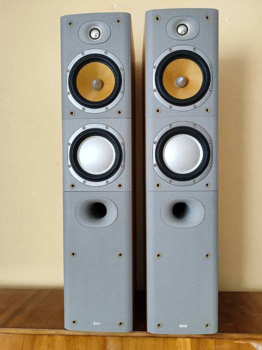 Акустика Bowers & Wilkins DM603 S3