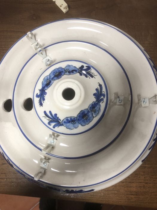 Candeeiro de teto em percelana