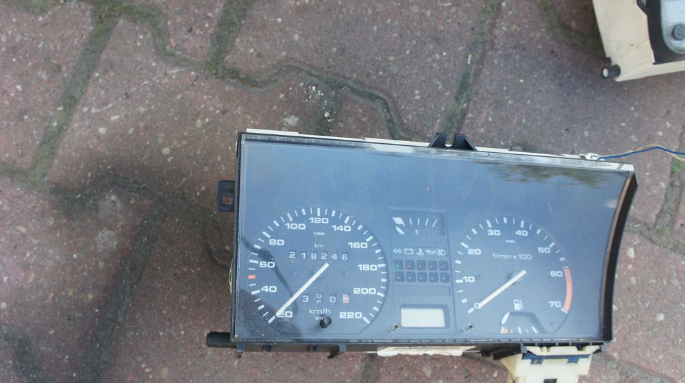 VW Golf MK2 passat B3 licznik zegary