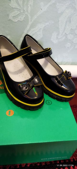 Туфельки для девочки