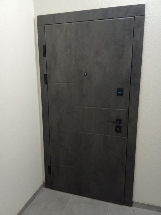 Бостон двері Безкоштовний монтаж Вхідні двері в квартиру з монтажем