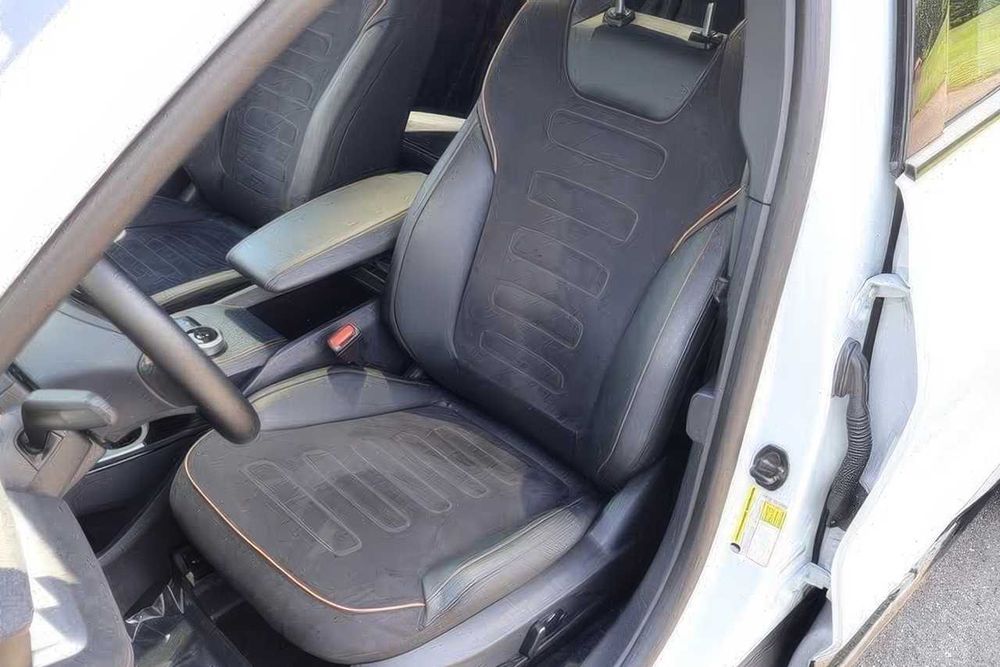 Ford Mustang Mach-E GT      2023