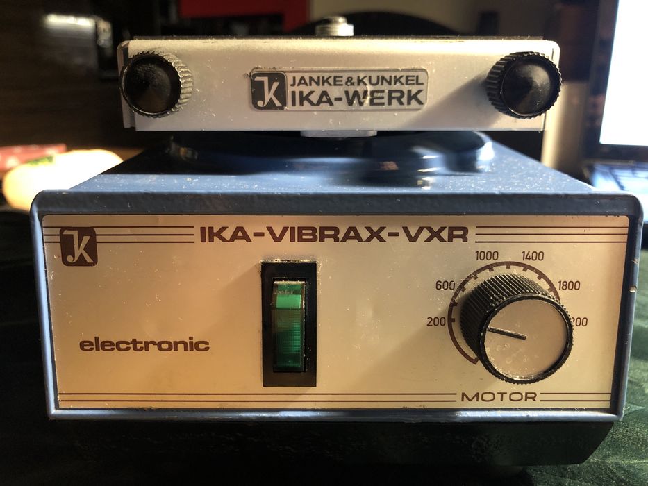 Wytrząsarka orbitalna VXR basic Vibrax® IKA