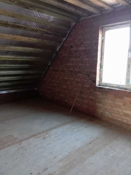 (5) Продам будинок в Селищі 8916