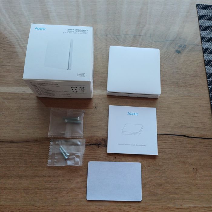 Выключатель Aqara Wireless Switch Wall-Attached Single-Button