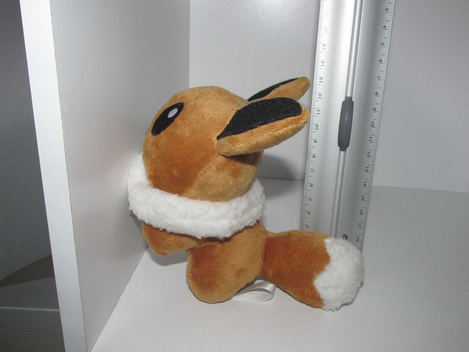 Plush Eevee (Pokémon Center) 2013