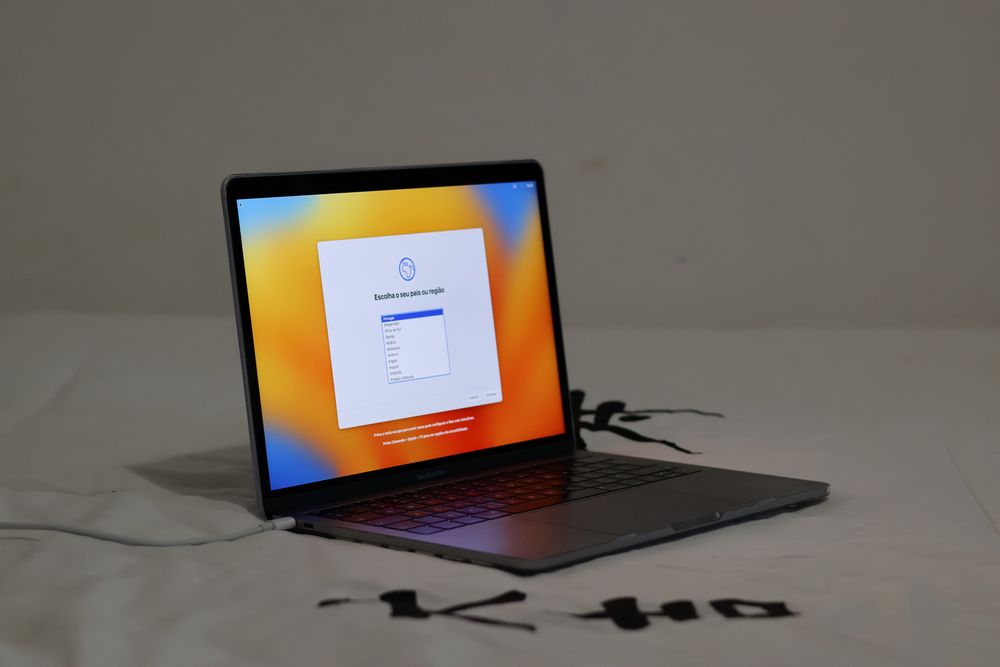 MacBook Pro 13” 2017 - i5 | 8GB | Bateria nova