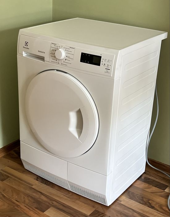 Сушильна машина Електролюкс