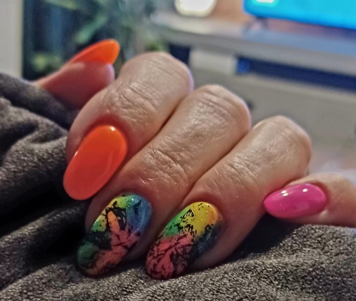 Stylizacja rzęs i paznokci