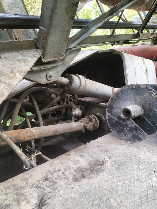 Продам ЗІЛ 131 бурова