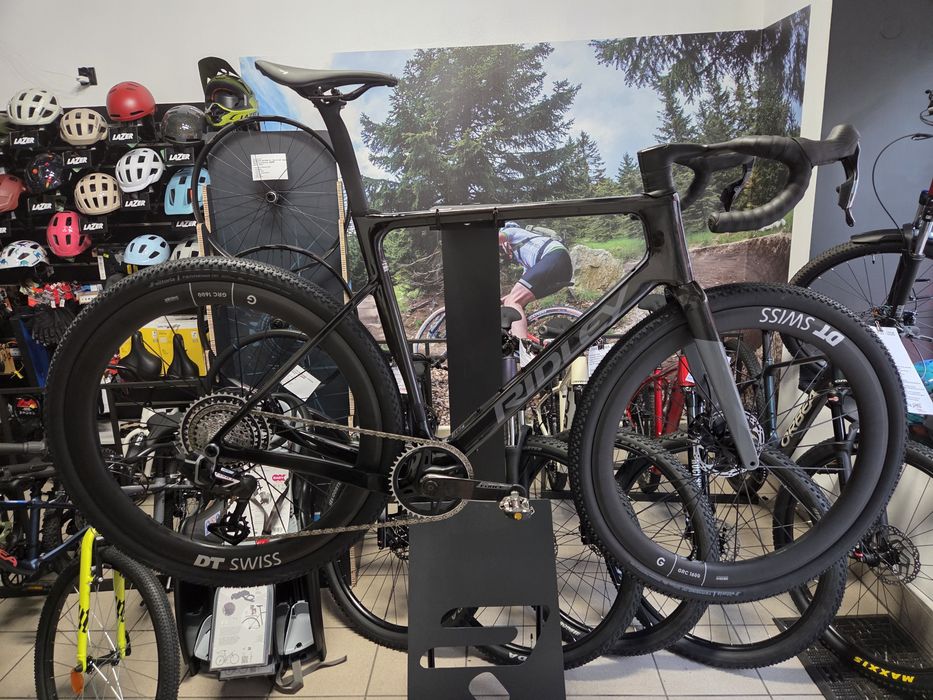 Gravel Ridley ASTR RS rama L, Sram Force AXS, DT grc 1600, pomiar mocy, carbonowy kokpit, koła. Lekki szybki rower gravelowy. Opona 50mm.