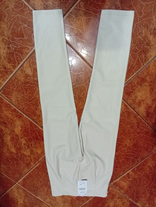 Spodnie z eko skórki