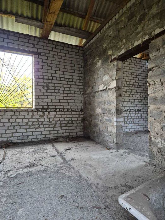 Будинок у селі Мошни