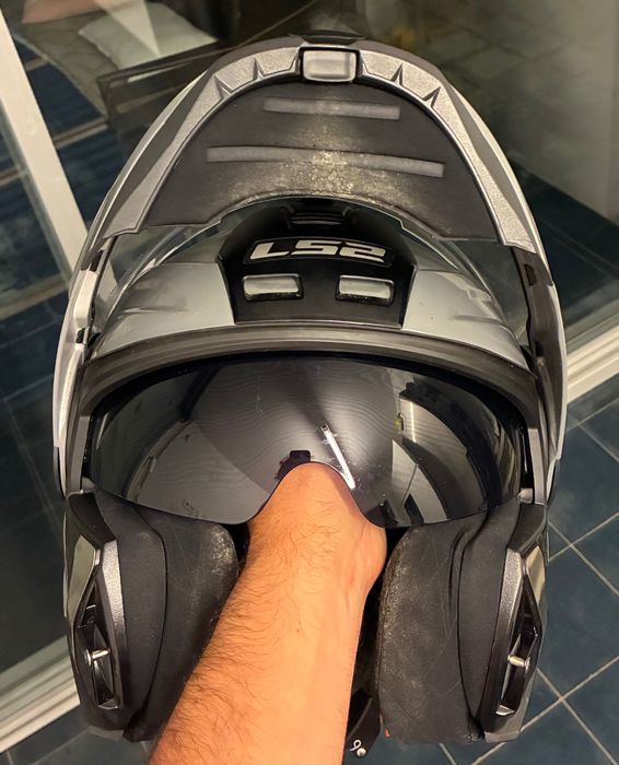 Capacete LS2 modular praticamente novo