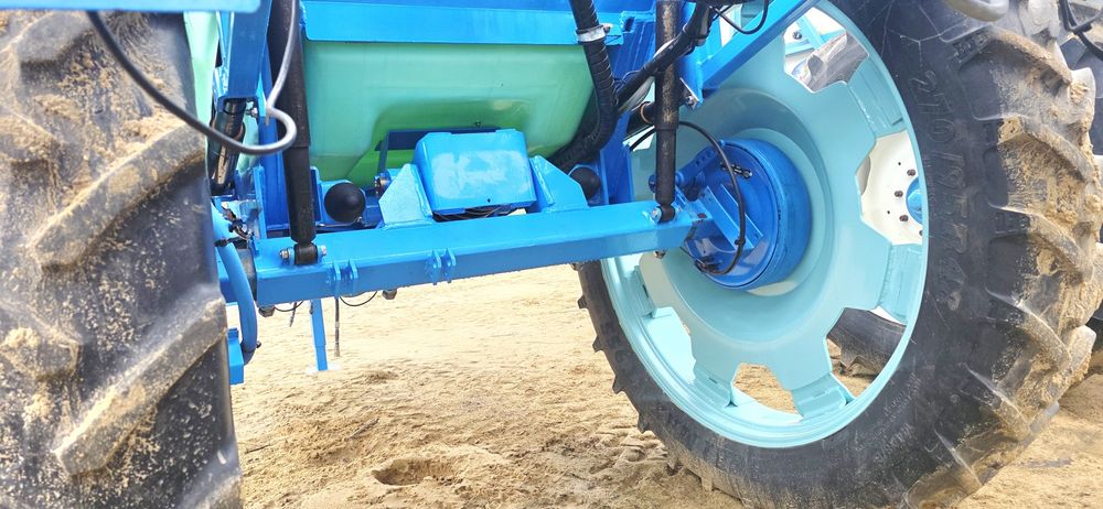 Opryskiwacz Berthoud Mayor 3200 28/27/24/21 m . ( Nie Kuhn/Hardi).ARAG