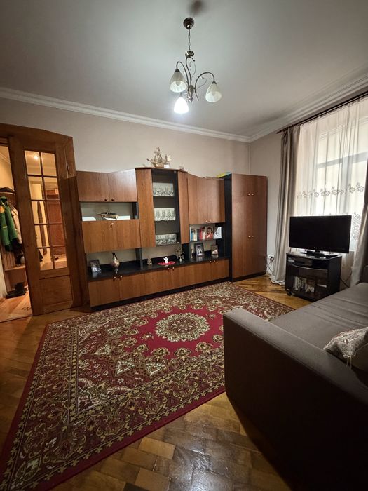 Продаж 2-х кімнатноі квартири