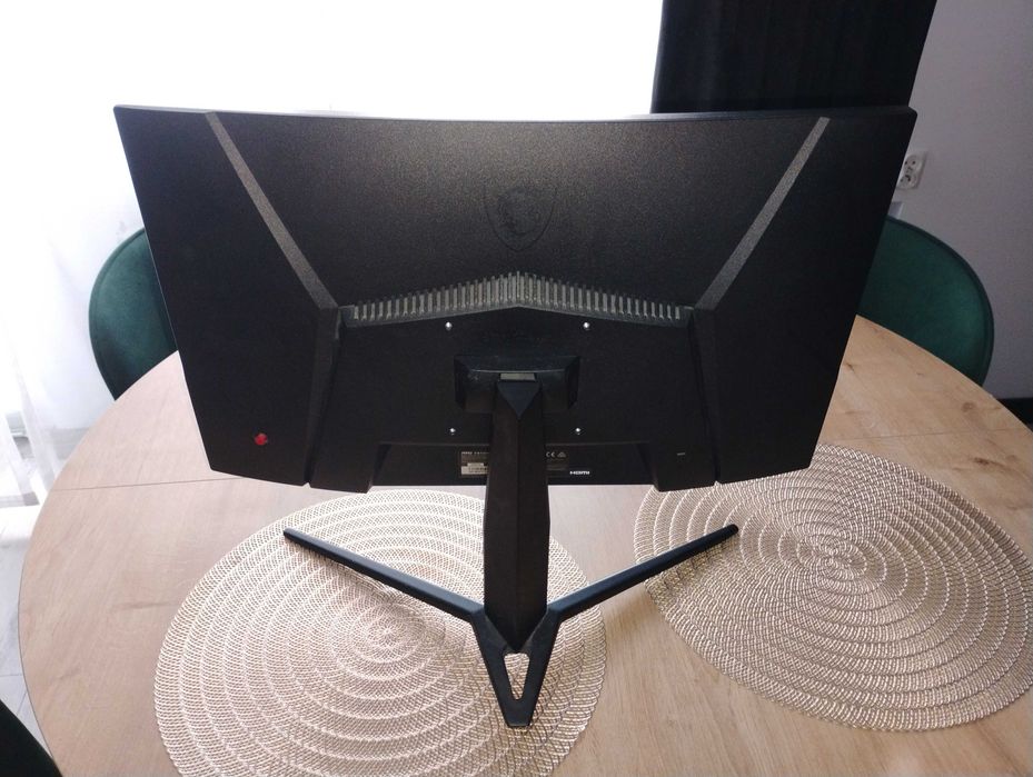 Monitor MSI 24cale zakrzywiony