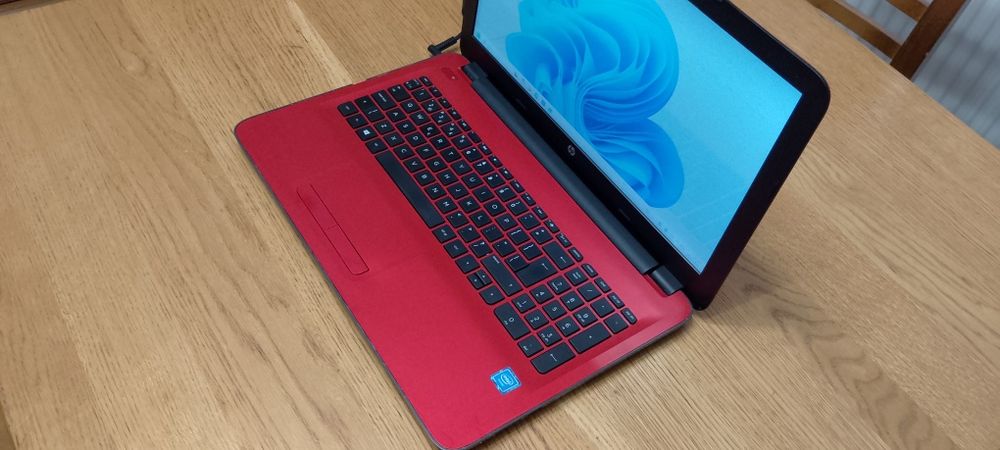 Laptop HP 250 G4 i3 5th SSD Win11 gwarancja.