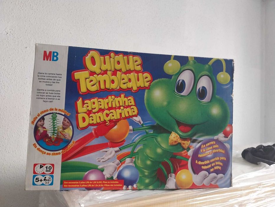 Lagartinha dancarina muito divertida