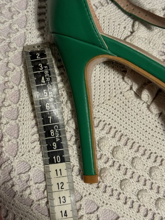 Conjunto Sandálias (40) + mala