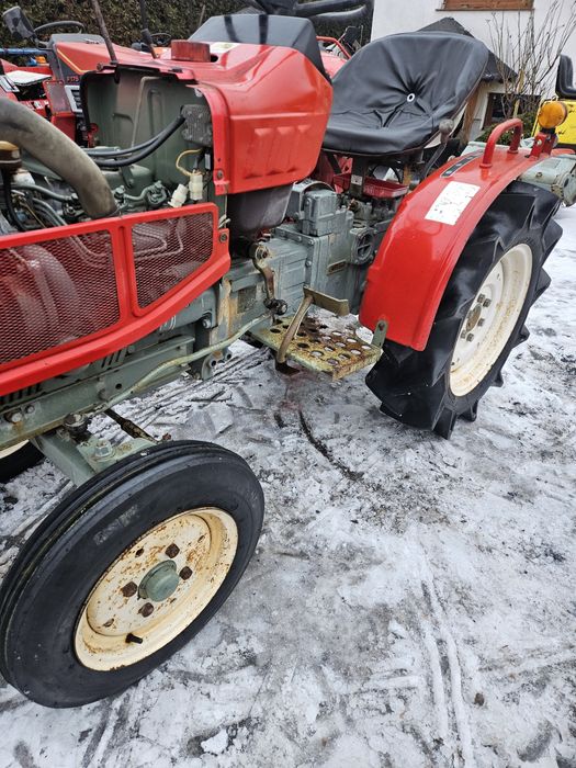 Yanmar YM1510 mini traktorek japoński ogrodniczy sadowniczy  kubota