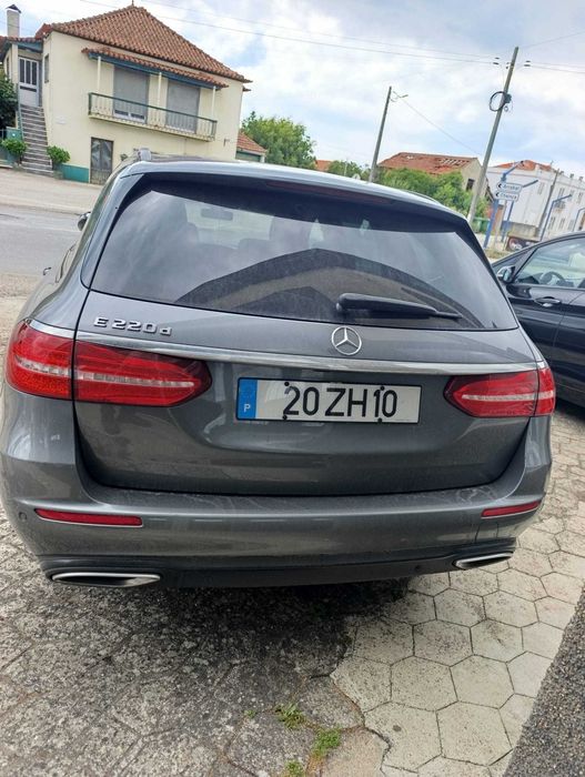 Mercedez-Benz E220 D AMG