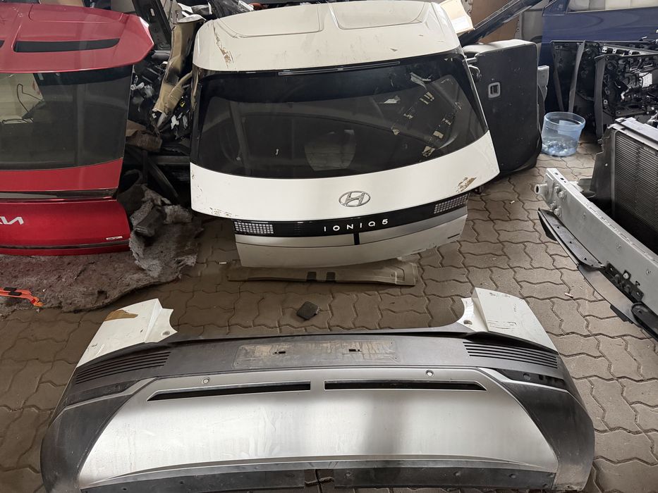 Hyundai loniq 5 колір SAW Ляда Кришка багажника Бампер задній Підсилювач Фонарь лівий правий Пластик багажника радар комплект Розборка