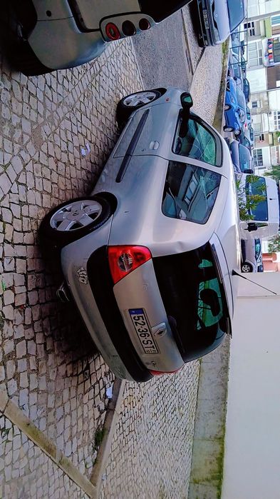 Renault Clio — fotografia 5