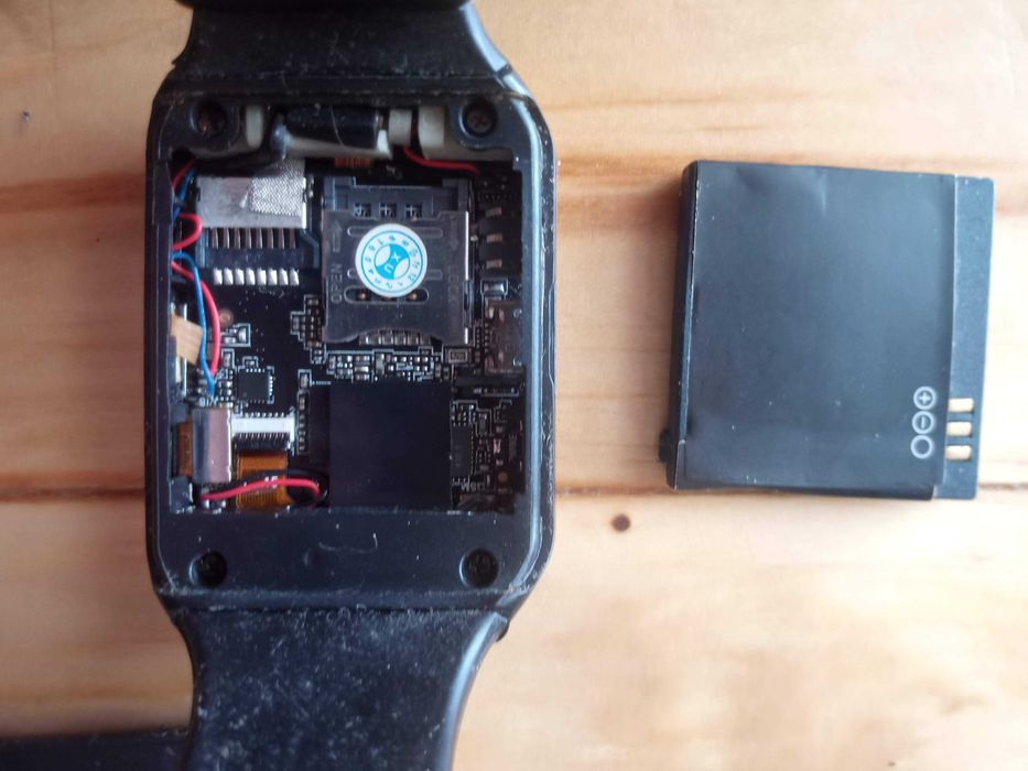 Smart Watch Умные часы на запчасти или под замену АКБ