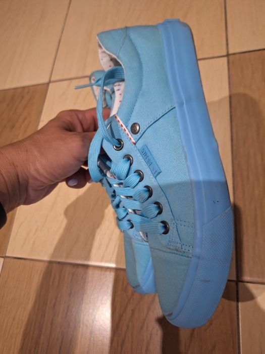 Trampki damskie r.38