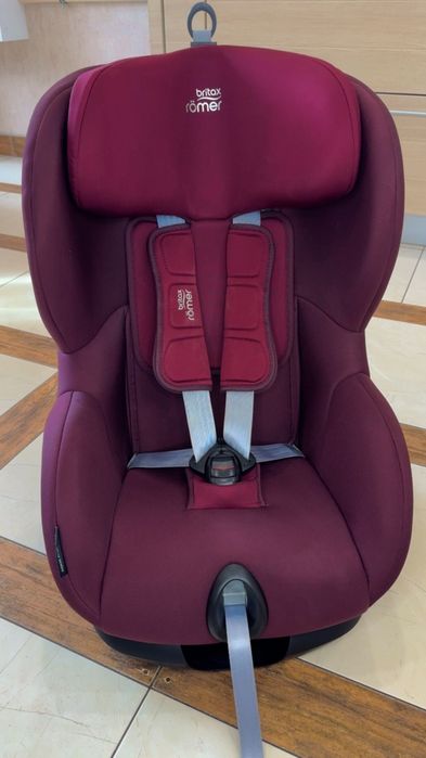 Автокрісло Britax-Romer Trifix2 i-Size від 9 місяців до 4 років