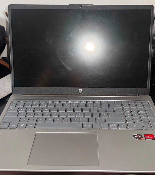 Portátil HP 15 - FC0042np - 16gb RAM - 516gb SSD