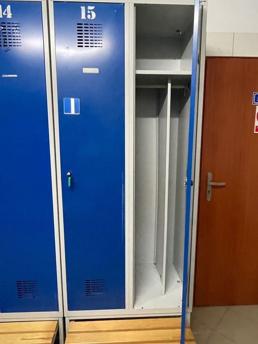 Szafki do przebieralni z ławką