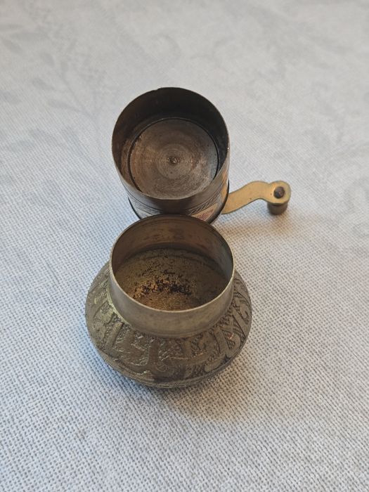 Młynek do pieprzu mosiężny