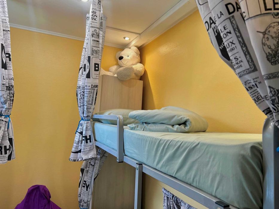 Современный хостел для военных, улица Д. Дорошенко! Безопасный этаж!