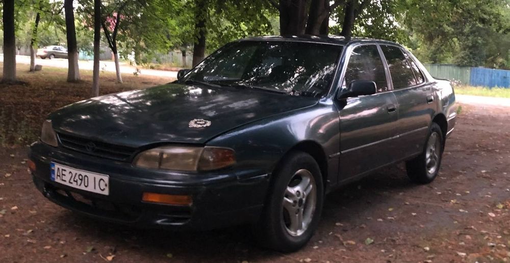 Toyota camry автомат 3.0 газ/бенз