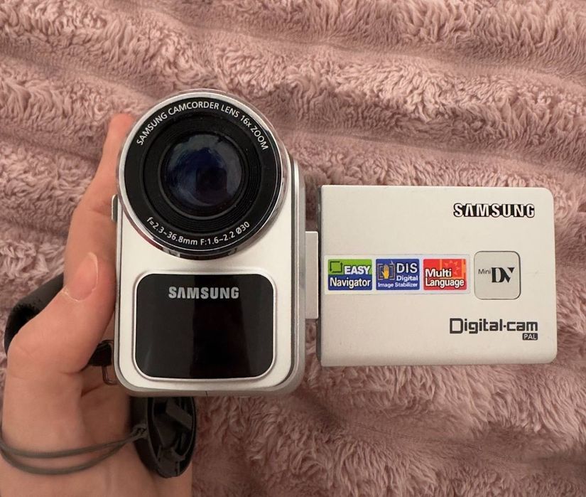 Відеокамера Samsung VP-D101 (MiniDV) + Сумка