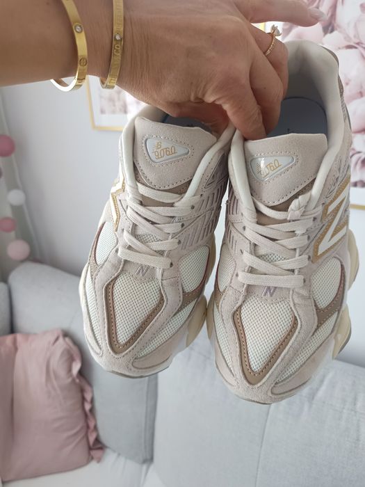 New balance 9060 beż pudrowy rozm 40 owe