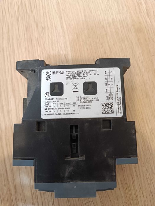 Siemens 3rt2025-1ag20 stycznik