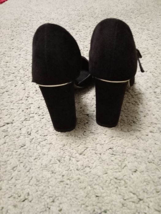 Туфлі, босоніжки, нові