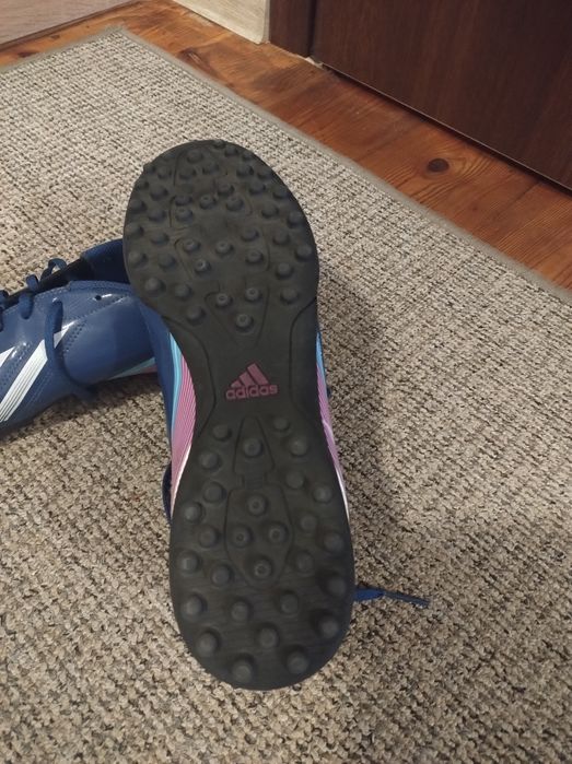 Buty halowe rozmiar 42 raz założone