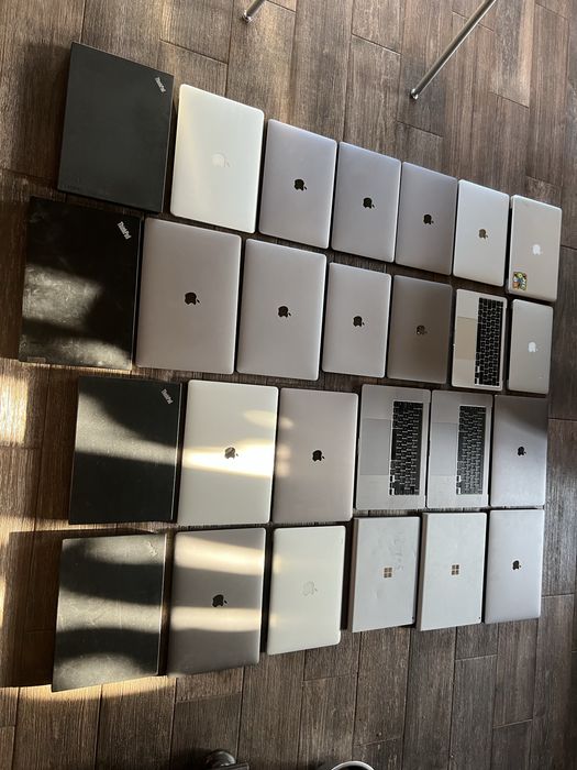 Pakiet 25szt+ Laptopów HURT | MacBook pro , ThinkPad , Surface Na części / Refurb