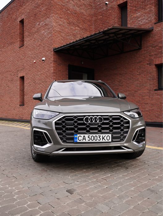 Audi Q5 2023 рік 2.0 tfsi MHEV